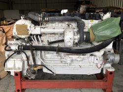 CAT C18 1000HP 2300RPM  MARINE ENGINE W GEAR